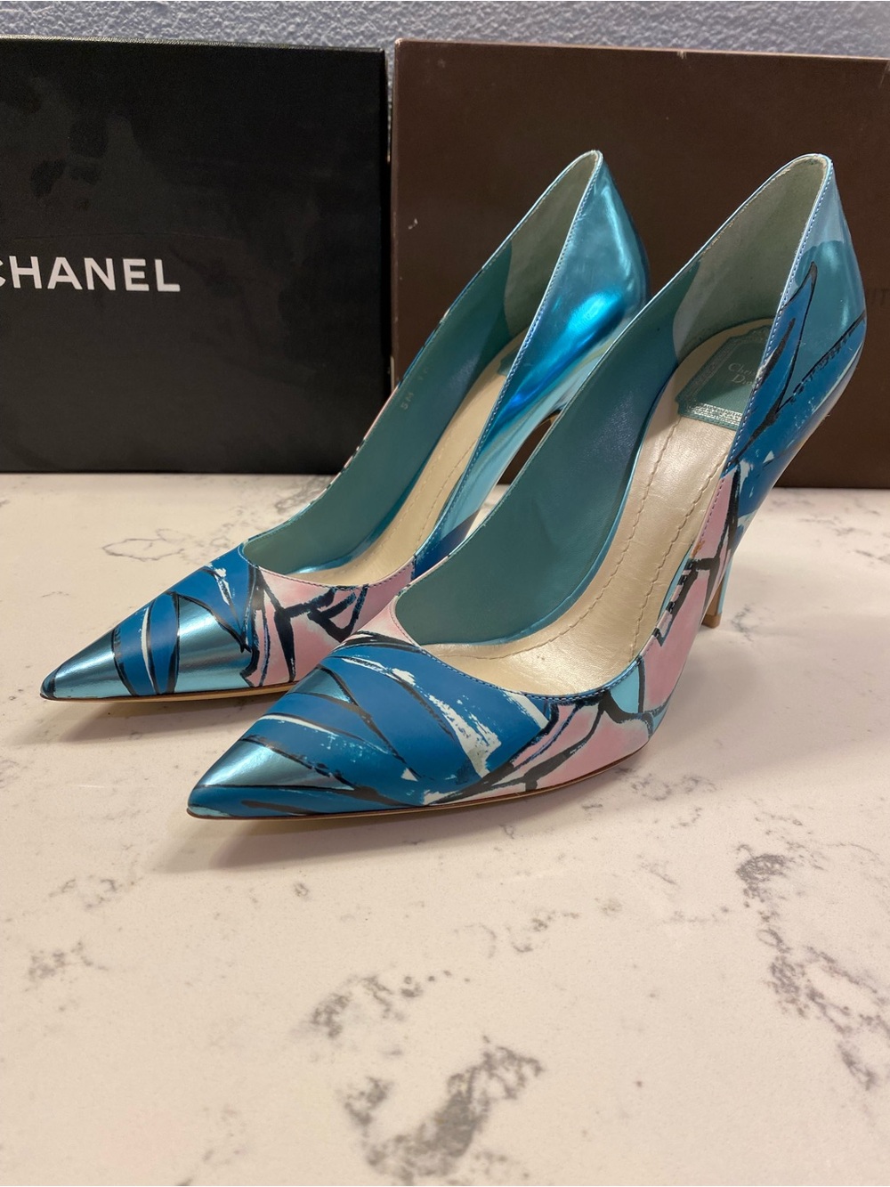 Dior Blue & Pink Metallic Leather Pointed-Toe Stiletto Pumps Size 40.5 - Picture 2 of 9